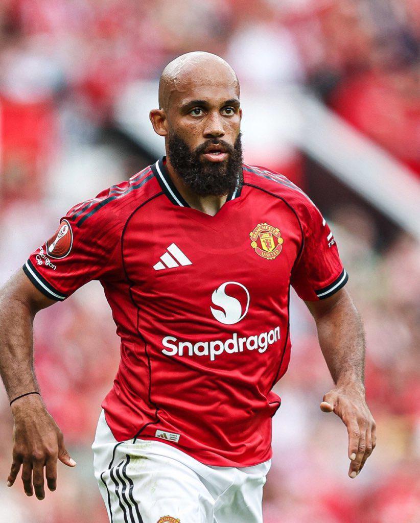 姆伯莫全场数据：3次射门打入1球，5次关键传球当选全场最佳